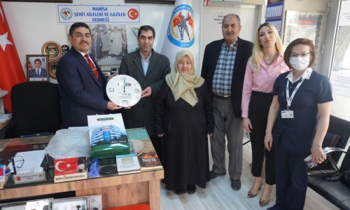Grandmedical did not forget the relatives of martyrs and veterans